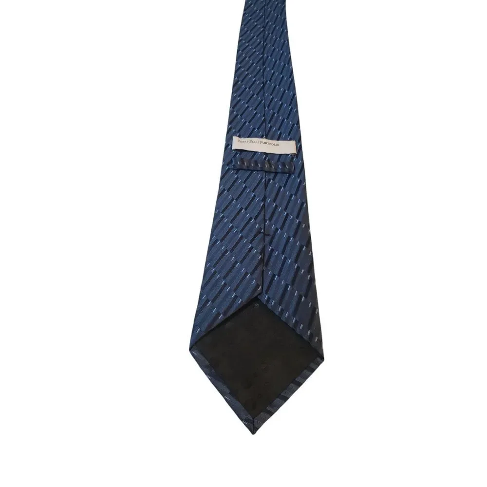 Perry Ellis complete your